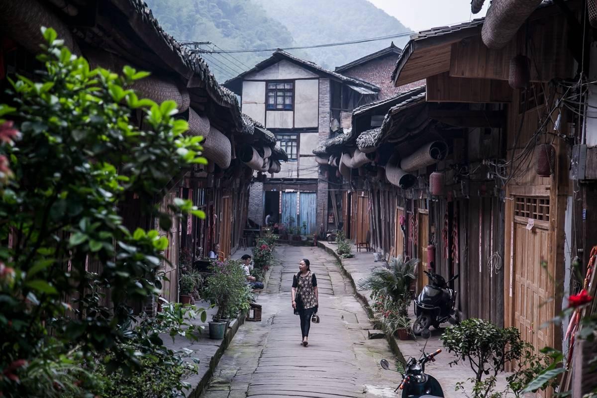 安保是什么工作工资多少？游戏画面